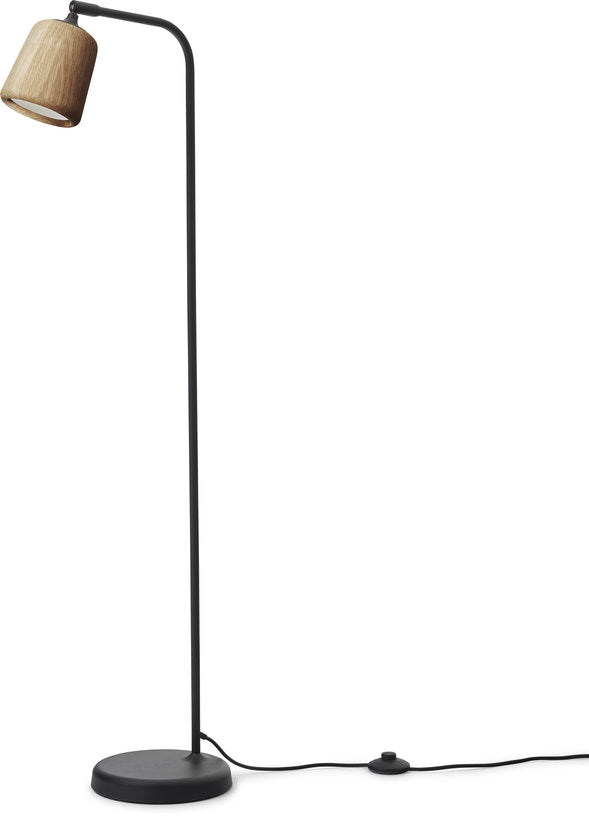 lampadaire-en-chene-naturel-125-cm-material-new-works-2