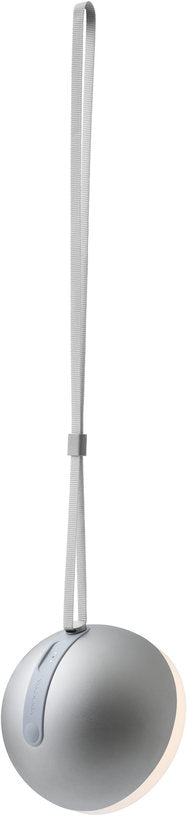 lampe-portable-en-aluminium-gris-sphere-adventure-new-works-4
