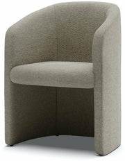 fauteuil-rembourre-en-barnum-hump-covent-club-new-works-1