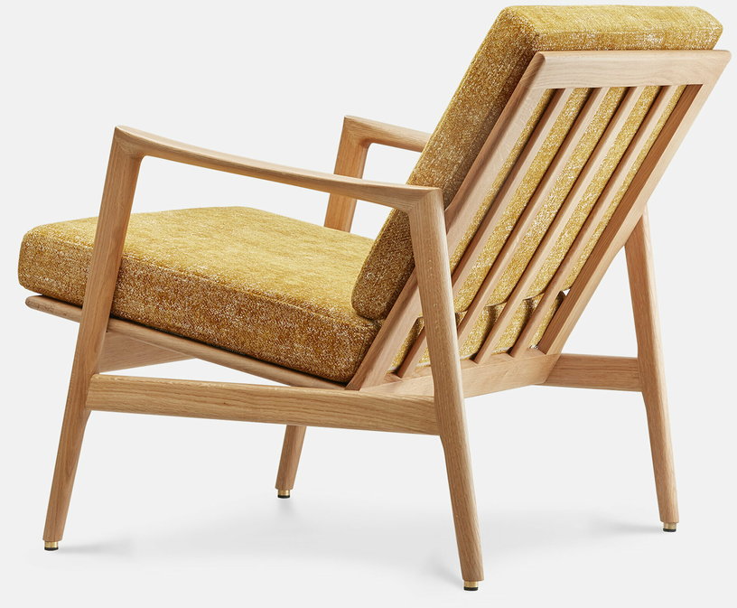 fauteuil-en-chene-naturel-et-assise-en-tissu-marble-moutarde-stefan-lounge-366-concept-3