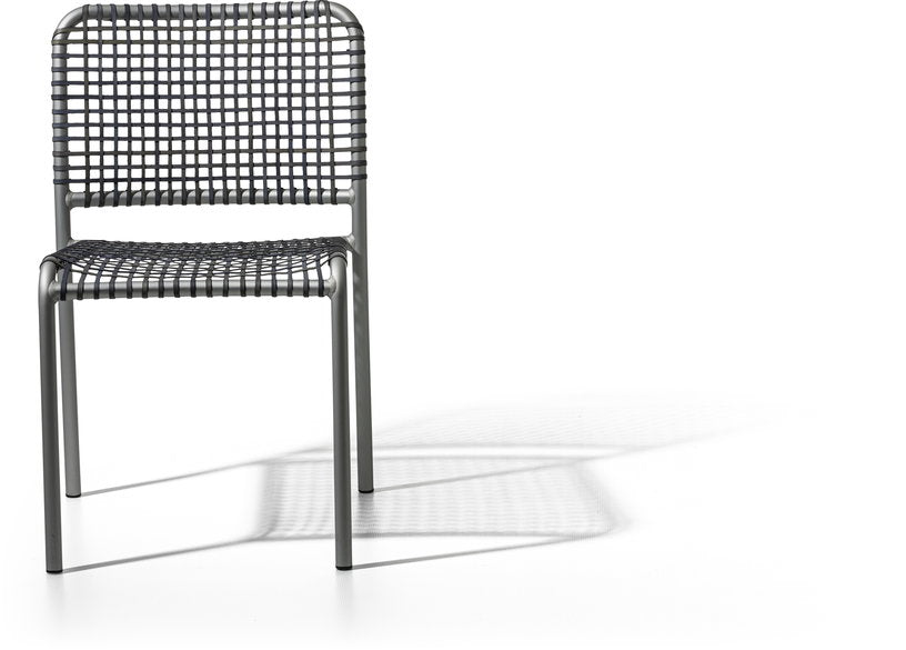 chaise-en-aluminium-et-tressage-gris-allu-223-i-gervasoni-2