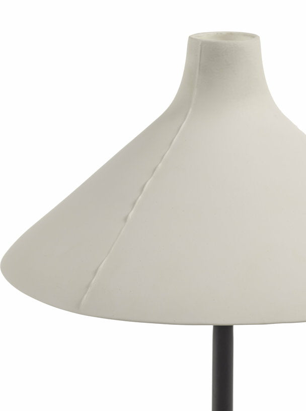 lampe-de-table-en-porcelaine-blanche-25-x-51-5-cm-seam-serax-4