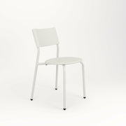 chaise-de-jardin-en-plastique-recycle-gris-craie-midi-tiptoe-1