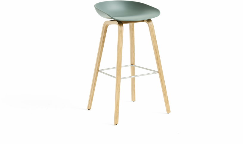 tabouret-de-bar-en-plastique-recycle-vert-automne-et-pieds-en-chene-75-cm-aas-32-2-0-hay-1