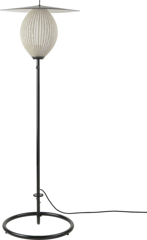 lampadaire-de-jardin-blanc-creme-et-metal-noir-128-cm-satellite-gubi-1