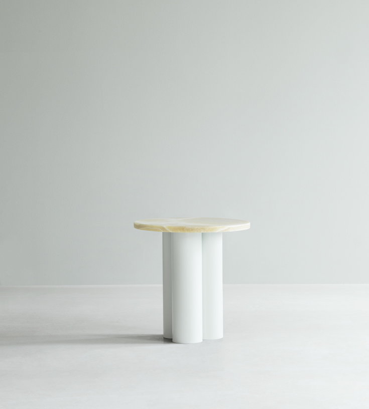 table-d-appoint-verte-et-plateau-honey-onyx-40-x-40-cm-dit-normann-copenhagen-1