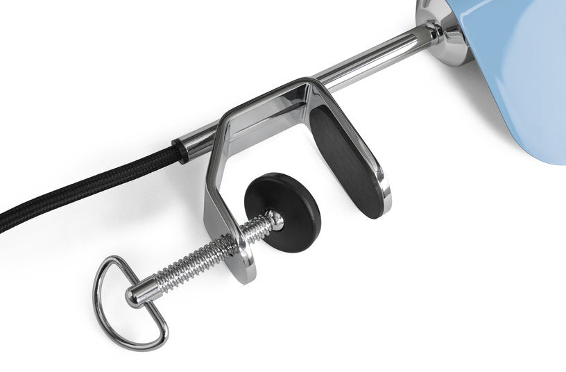 lampe-a-pince-bleu-pastel-apex-hay-2