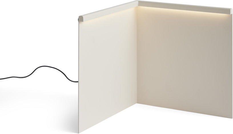 lampe-de-table-d-angle-en-metal-blanc-creme-lbm-hay-2