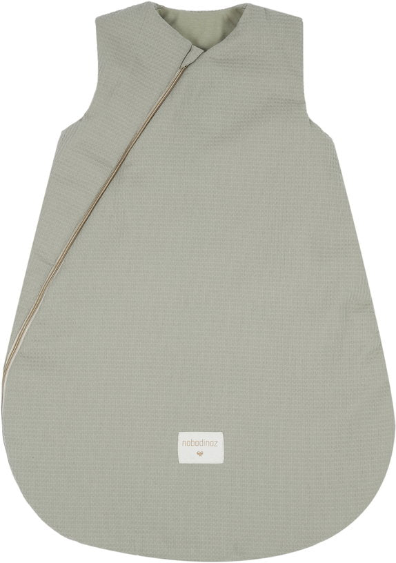 gigoteuse-mi-saison-en-nid-d-abeille-vert-laurier-0-6-mois-cocoon-nobodinoz-1