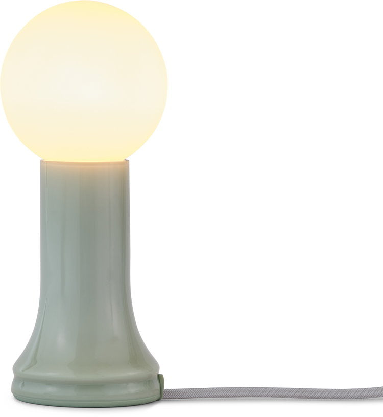 lampe-de-table-en-verre-verte-shore-tala-2