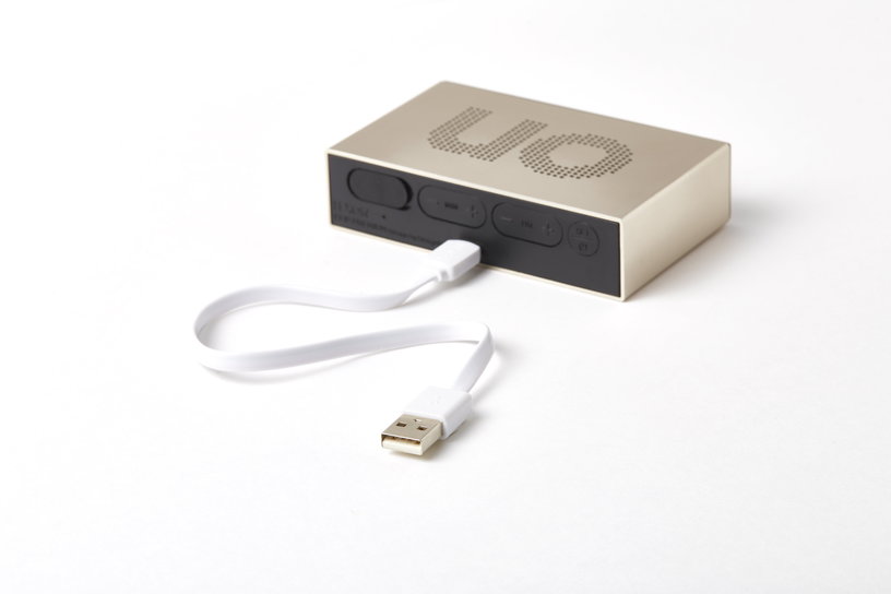 reveil-flip-premium-lexon-design-2