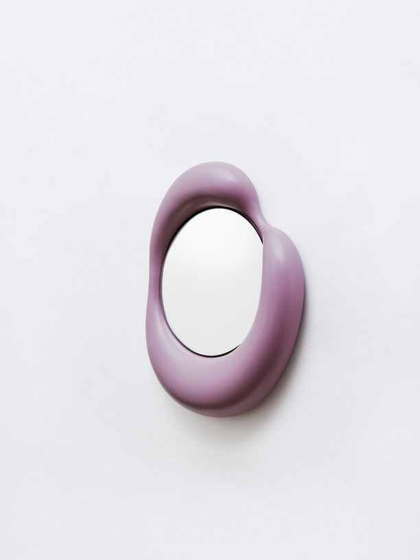 petit-miroir-design-en-ceramique-lilas-ingres-auguste-moustache-2