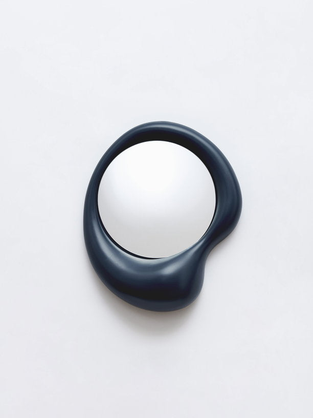 petit-miroir-design-en-ceramique-bleu-nuit-ingres-jean-moustache-1