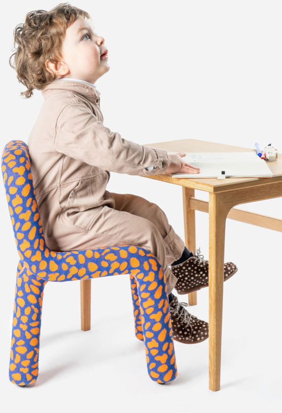 chaise-pour-enfant-en-coton-imprime-parrot-mini-bold-moustache-5
