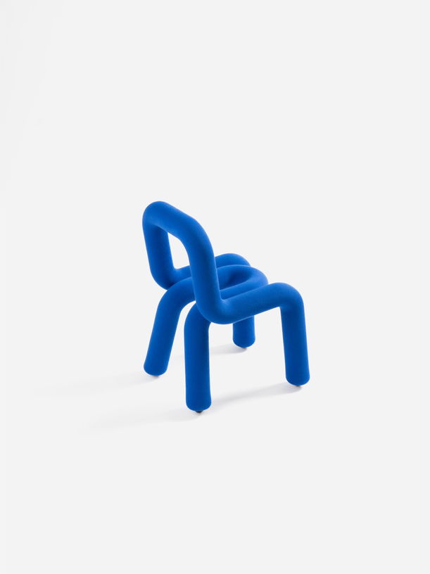 chaise-pour-enfant-en-coton-bleu-mini-bold-moustache-2