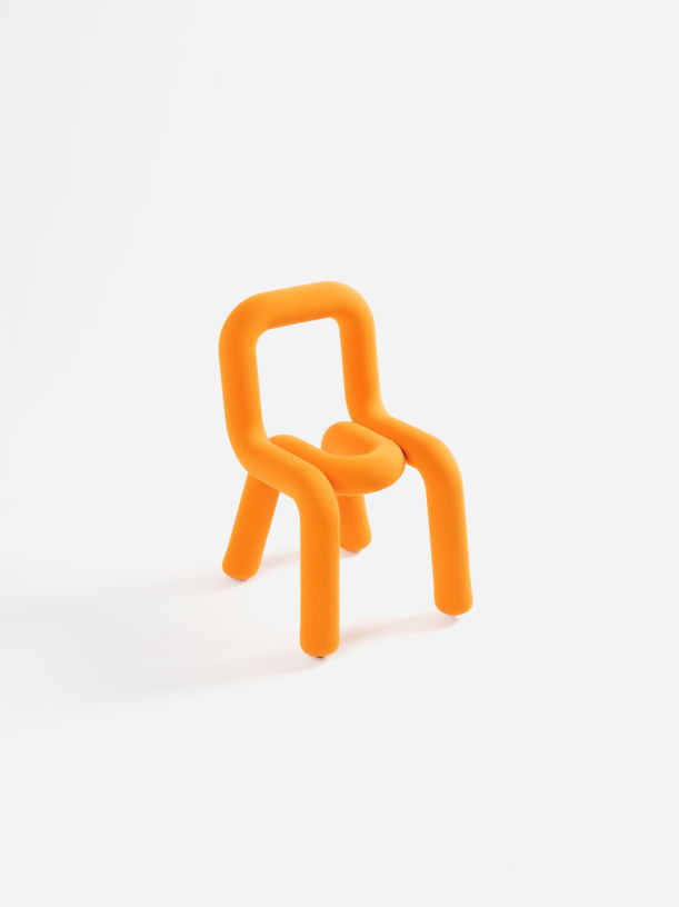 chaise-pour-enfant-en-coton-orange-mini-bold-moustache-1