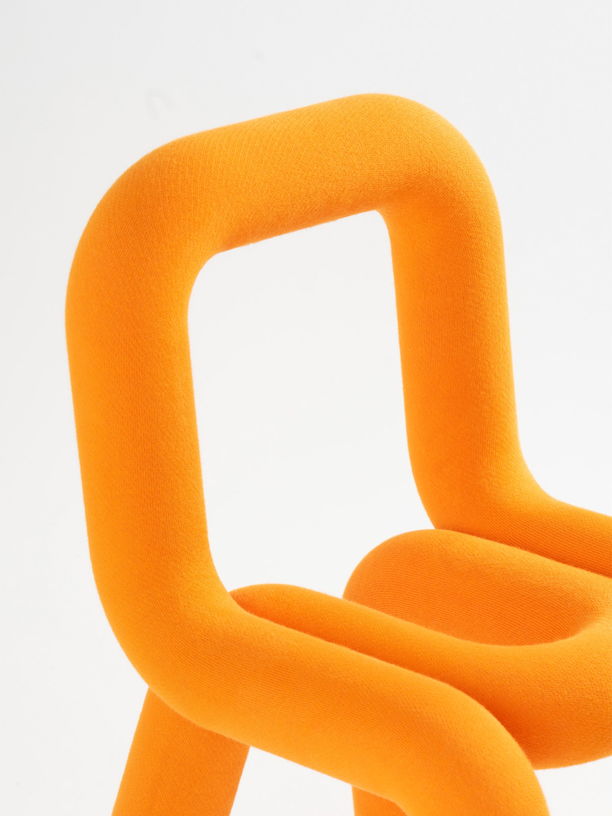 chaise-pour-enfant-en-coton-orange-mini-bold-moustache-6