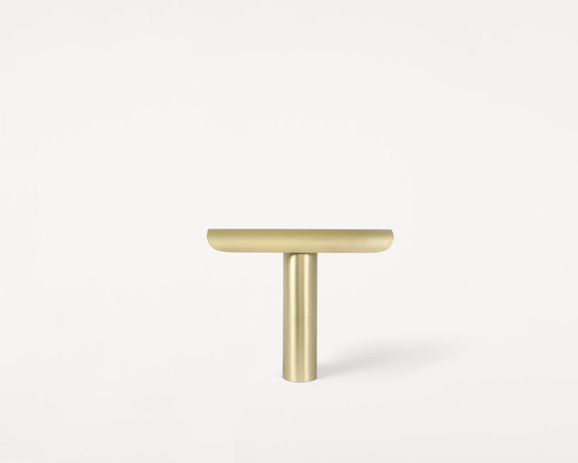 lampe-a-poser-en-laiton-t-frama-2