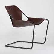 fauteuil-en-cuir-cognac-et-acier-noir-paulistano-objekto-1