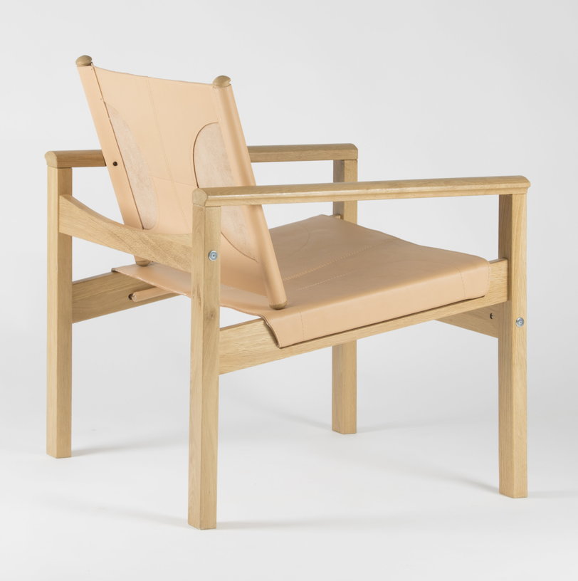 fauteuil-en-cuir-naturel-et-chene-peglev-objekto-2
