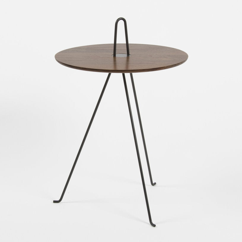 table-d-appoint-ronde-en-noyer-et-acier-noir-42-x-62-cm-tipi-objekto-3