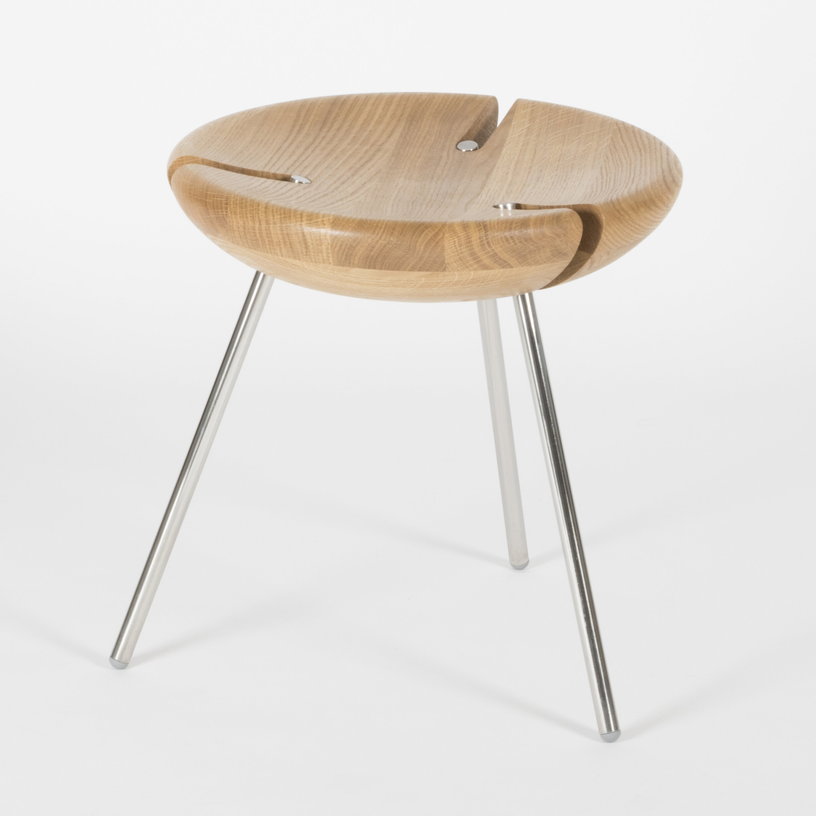 tabouret-en-chene-massif-et-acier-inoxydable-45-cm-tribo-objekto-4