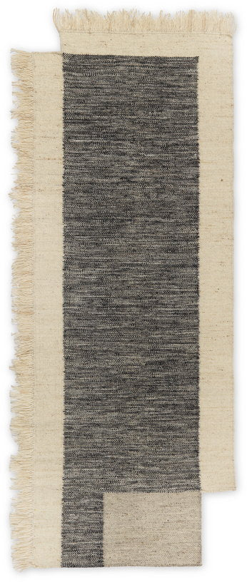 tapis-de-couloir-asymetrique-en-laine-charbon-et-off-white-80x200-cm-counter-ferm-living-1