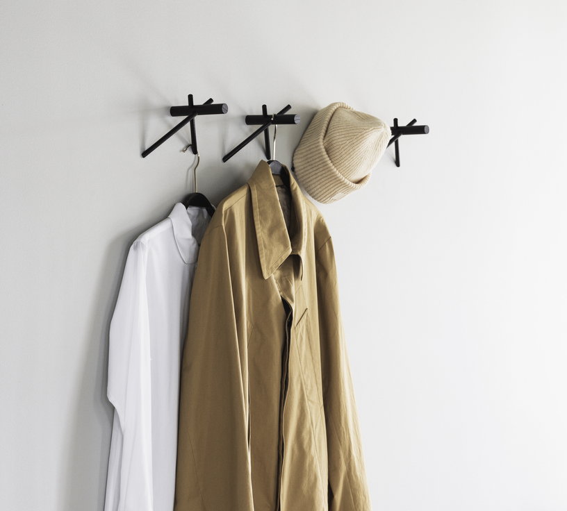 2-crochets-batons-en-chene-noir-normann-copenhagen-9