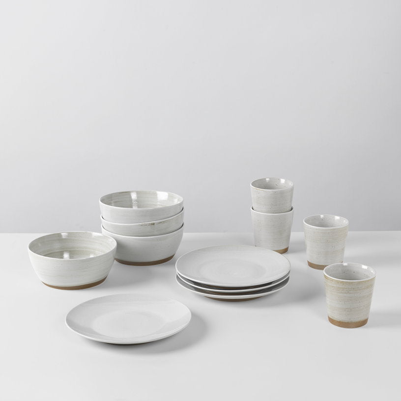 set-de-vaisselle-pour-quatre-en-gres-emaille-sand-grod-broste-copenhagen-1