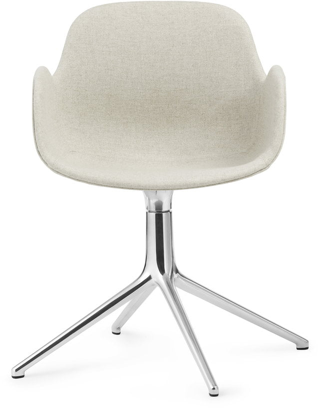 fauteuil-pivotant-en-tissus-hallingdal-100-et-pieds-en-aluminium-swivel-4l-form-normann-copenhagen-1