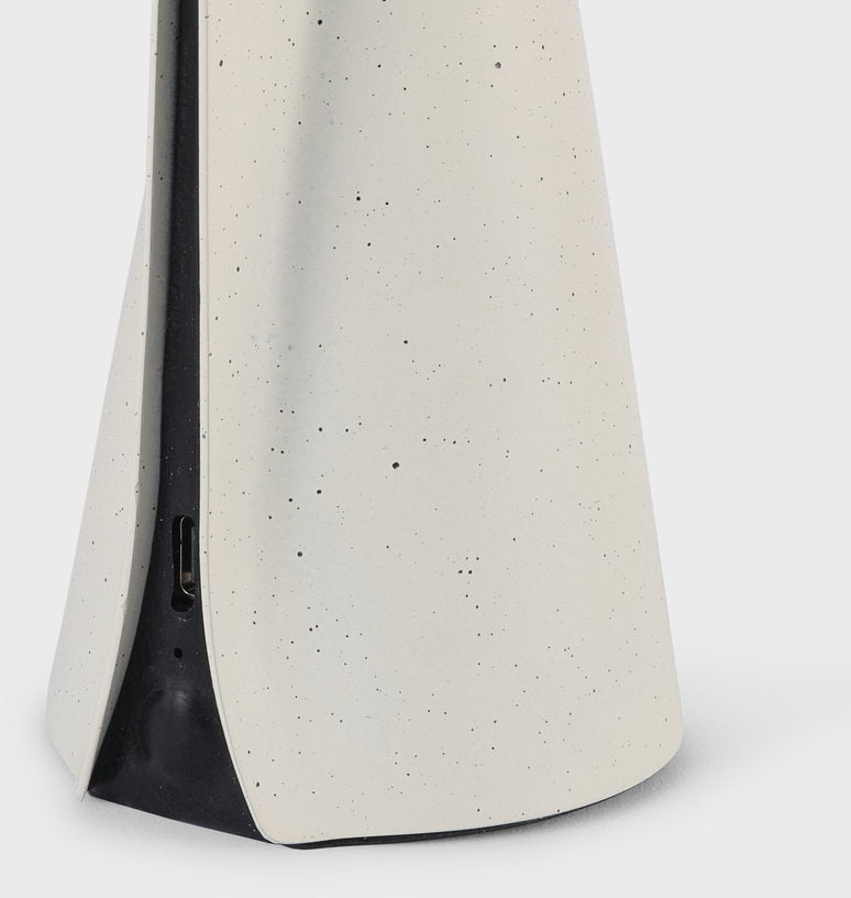 lampe-portable-en-pierre-blanche-8x19-cm-mantle-tala-3