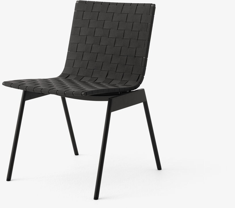 chaise-d-exterieur-empilable-en-acier-et-textile-noir-chaud-ville-av33-tradition-1