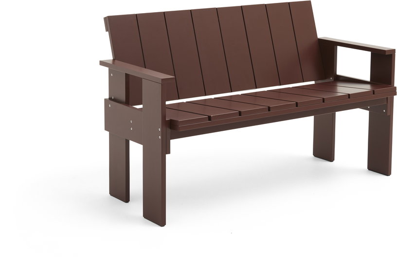 banc-d-exterieur-en-pin-laque-bordeaux-crate-hay-1