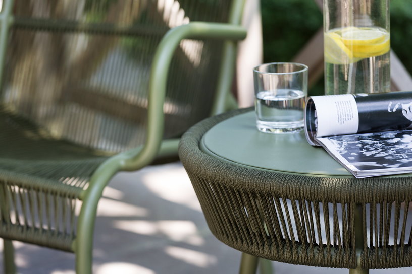 table-d-appoint-en-aluminium-et-corde-terracotta-51cm-loop-vincent-sheppard-3