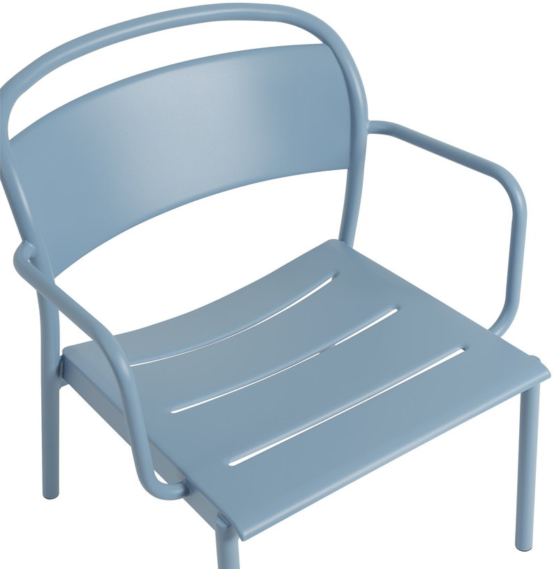 fauteuil-de-jardin-en-metal-bleu-ciel-linear-muuto-2