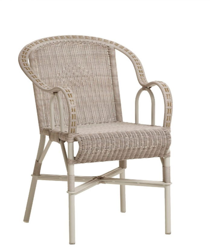 chaise-de-jardin-avec-accoudoirs-en-rotin-provence-kok-1