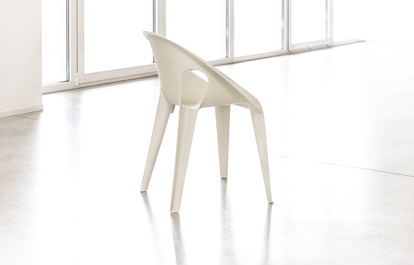 chaise-avec-accoudoirs-en-polypropylene-recycle-high-noon-bell-magis-5