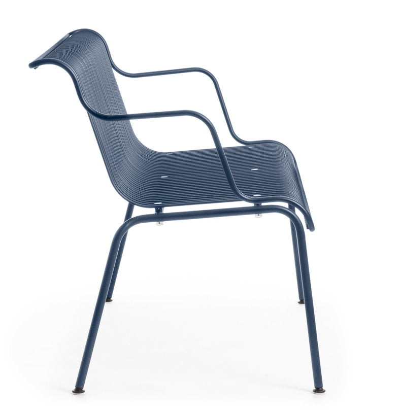 banc-d-exterieur-en-acier-bleu-nuit-south-magis-5