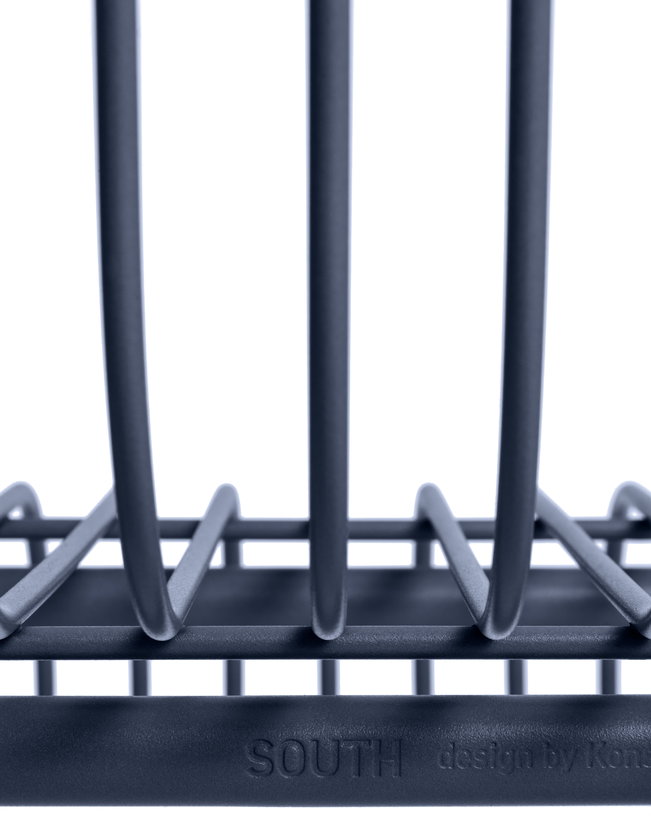 banc-d-exterieur-en-acier-bleu-nuit-south-magis-4