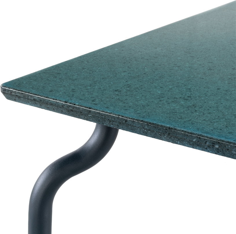table-basse-d-exterieur-en-pierre-et-acier-bleu-nuit-120x120cm-south-magis-2