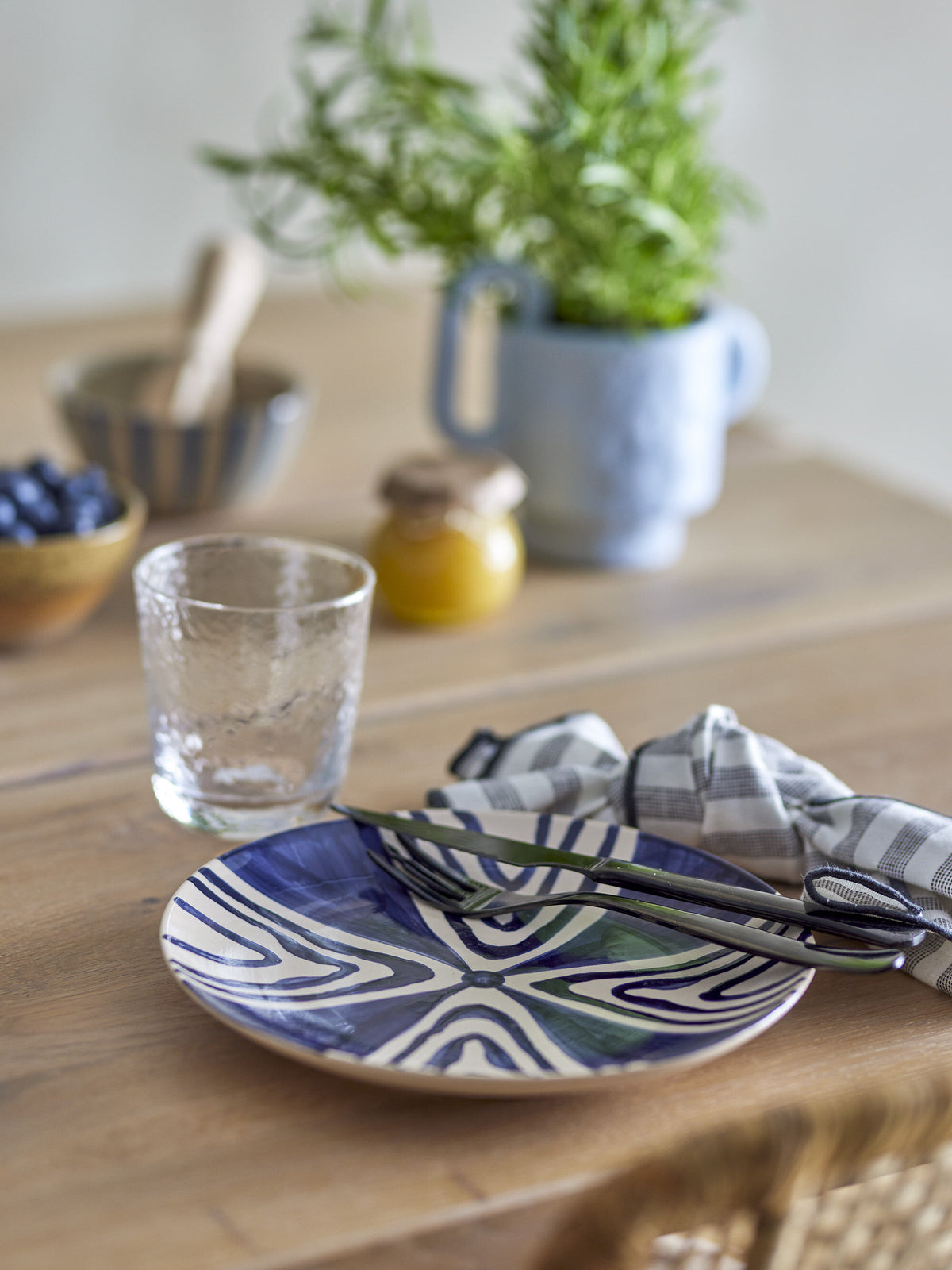 Assiette Shama Grès Bleu - Bloomingville — 330380.jpg