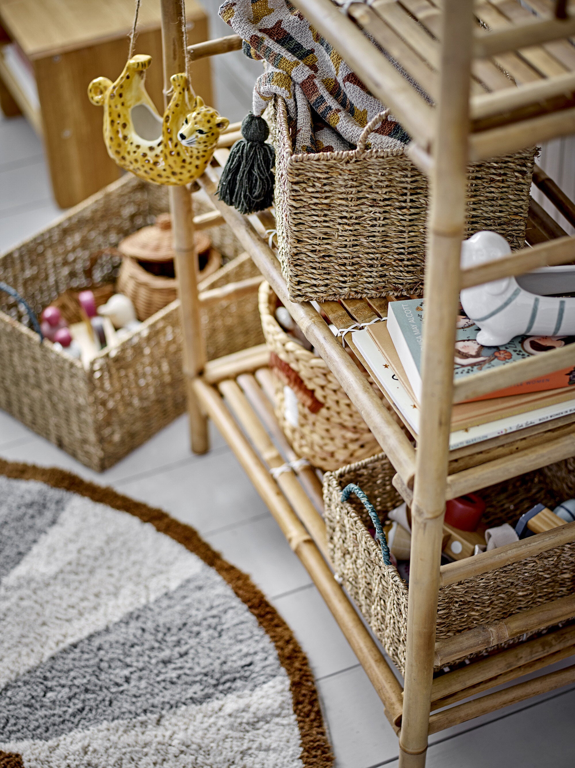 Roam Pot de fleurs suspendu Céramique jaune - Bloomingville Mini — 330857.jpg