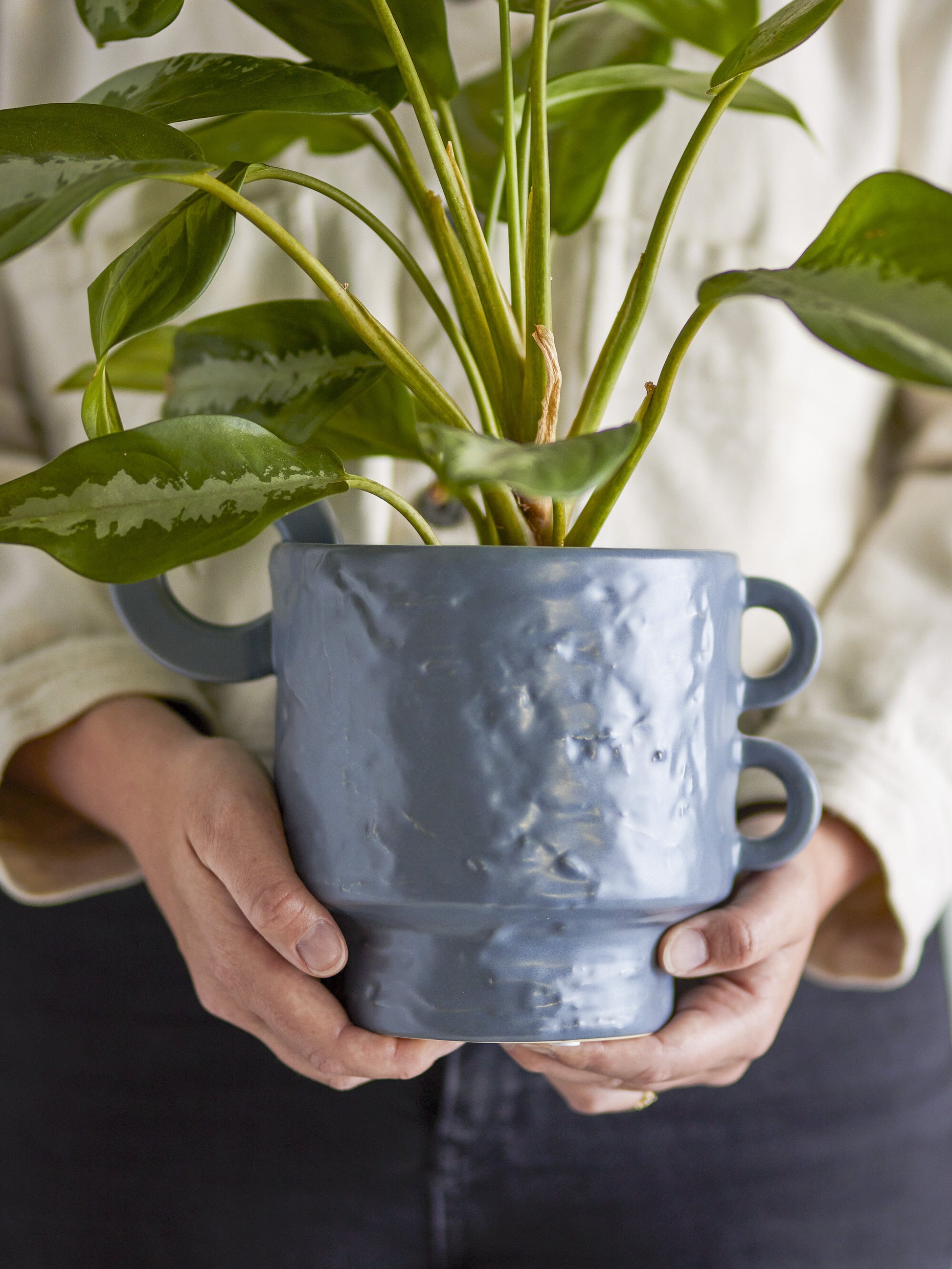 Pot de fleur Alfine Grès bleu - Bloomingville — 331156.jpg