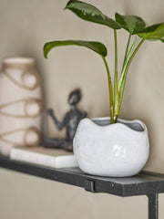 Pot de fleurs Pennie en grès blanc - Bloomingville — 331682.jpg