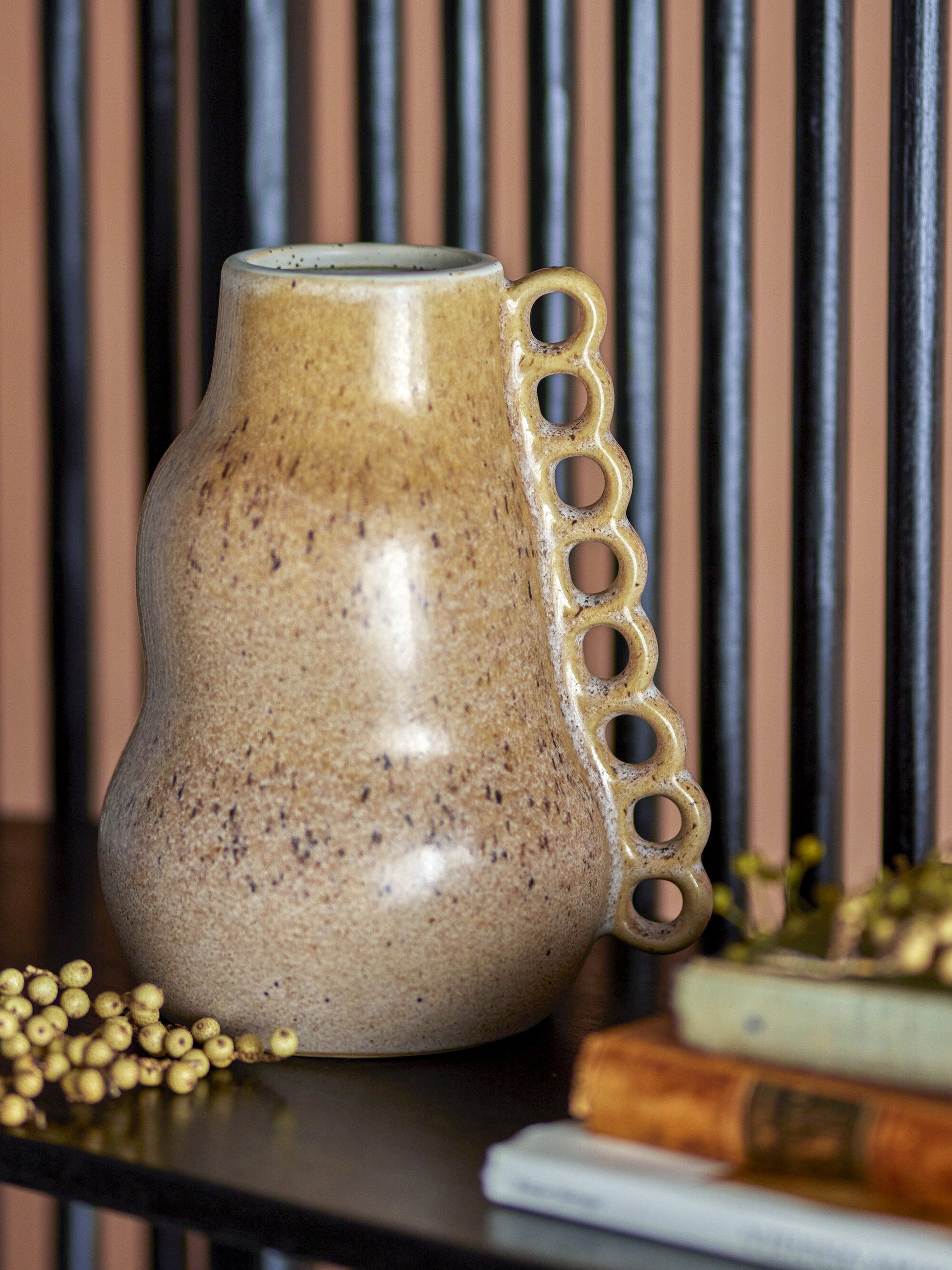 Vase Souri Grès Marron - Bloomingville — 331716.jpg