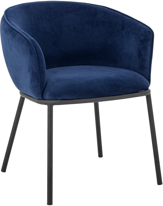 chaise-de-salle-a-manger-en-velours-bleu-cortone-bloomingville-2