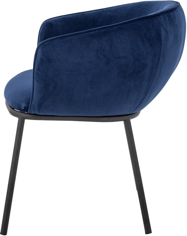 chaise-de-salle-a-manger-en-velours-bleu-cortone-bloomingville-3