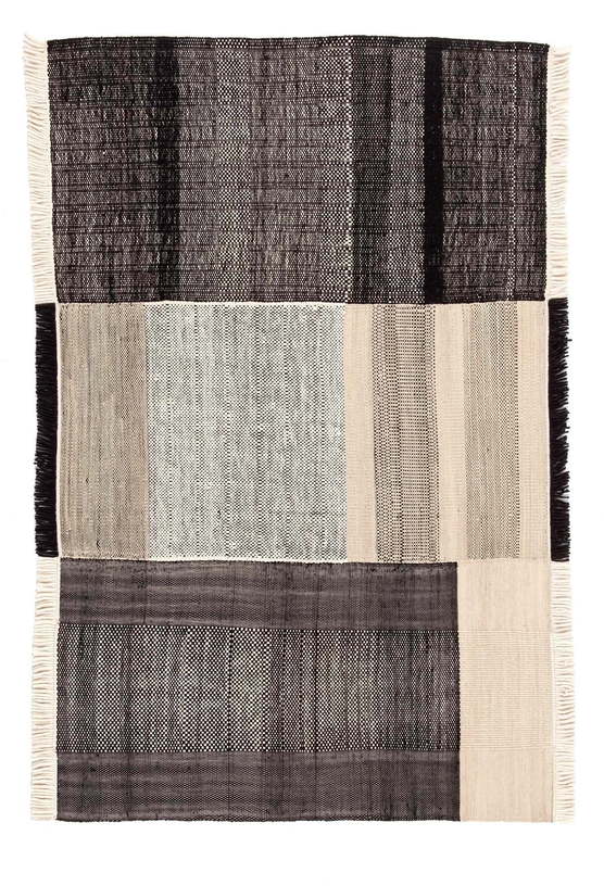 tapis-d-exterieur-rectangulaire-dhurrie-tisse-a-la-main-noir-170x240cm-tres-nanimarquina-1