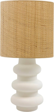lampe-en-ceramique-blanc-mat-et-abat-jour-raphia-luzia-the-cool-republic-1