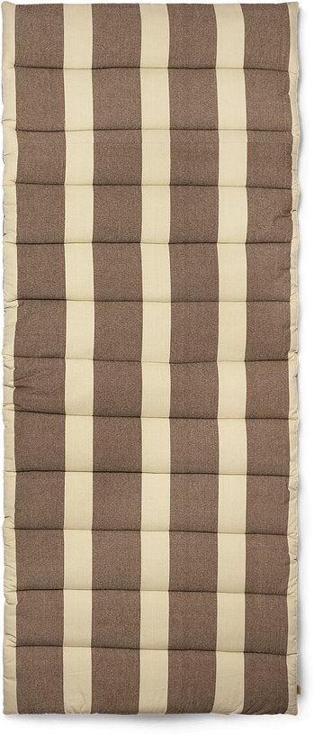 matelas-matelasse-en-coton-marron-180x72cm-strand-ferm-living-2